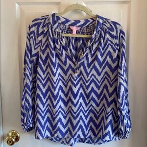 Lilly Pulitzer blue and white XS top